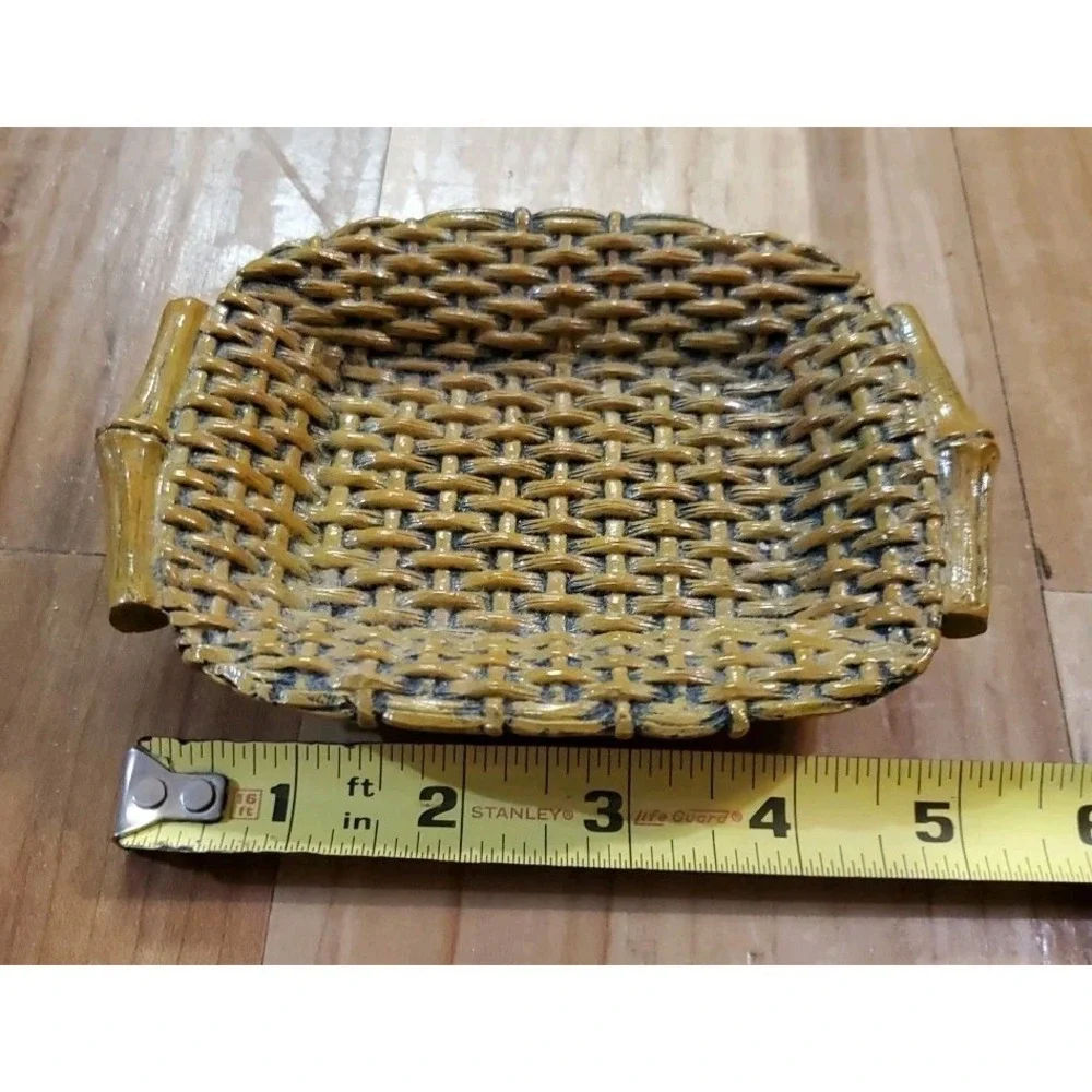 Vintage Wicker Basket Look‎ Resin Soap Dish Wicker Tray Cottagecore